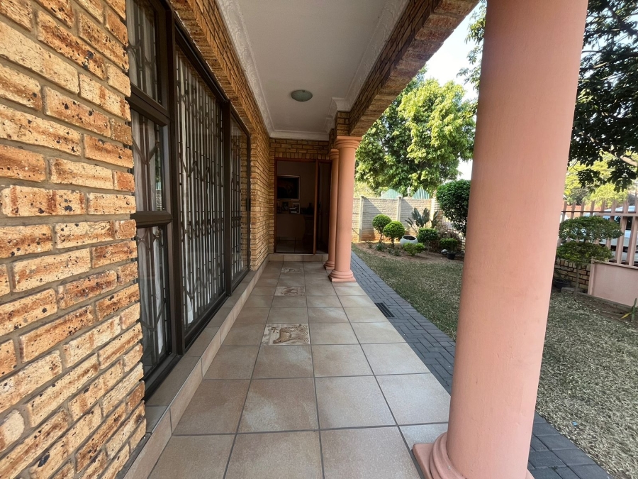 4 Bedroom Property for Sale in Bodorp North West